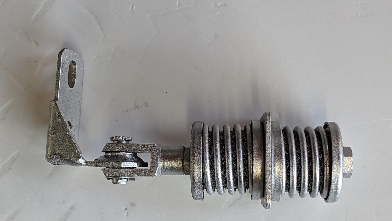FERRARI 308 GTSi exhaust MUFFLER HANGER COMPLETE WITH BRACKET 106052