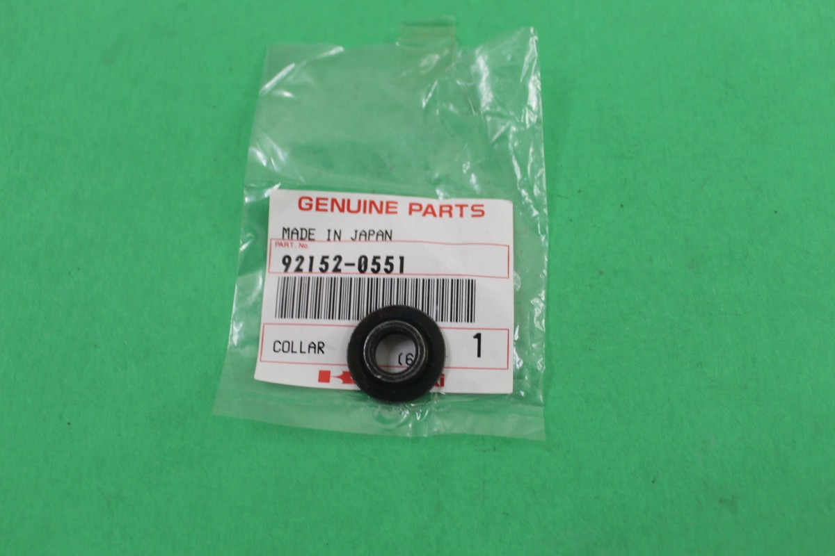 NOS OEM KAWASAKI COLLAR ER650 ER6F ER6N #92152-0551 | eBay