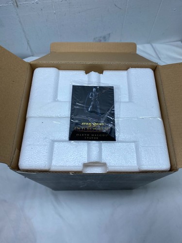 Gentle Giant Star Wars The Old Republic Darth Malgus Statue - Bild 3 von 4