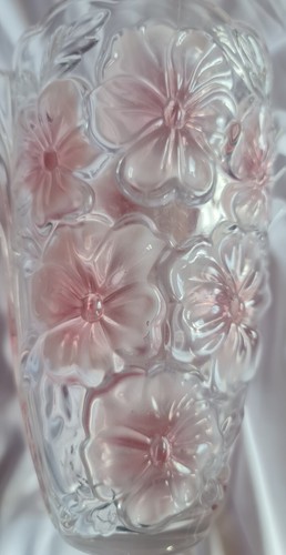 Vintage Studio Nova Pressed Glass Pansy Vase Pink, Clear & Frosted - Picture 7 of 10