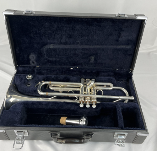 YAMAHA YTR-2320ES Trumpet Silver w/case 211599