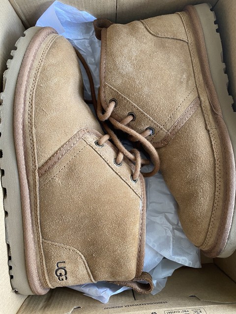 UGG Neumel 8US Women's Fashion Boot 
