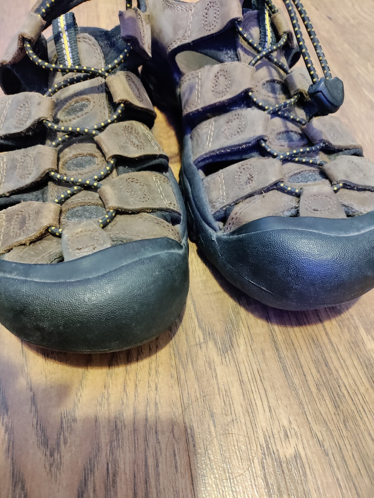 Sandali sportivi Keen Newport H2 in pelle marrone impermeabili da uomo taglia 7