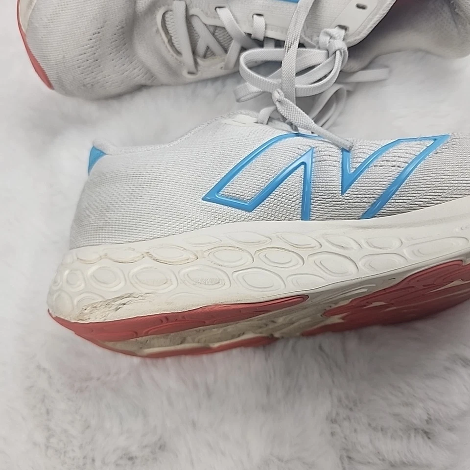 Zapatos para correr New Balance Fresh Foam 680 V8 para mujer blanco azul naranja talla 7 Foto 2 de 4