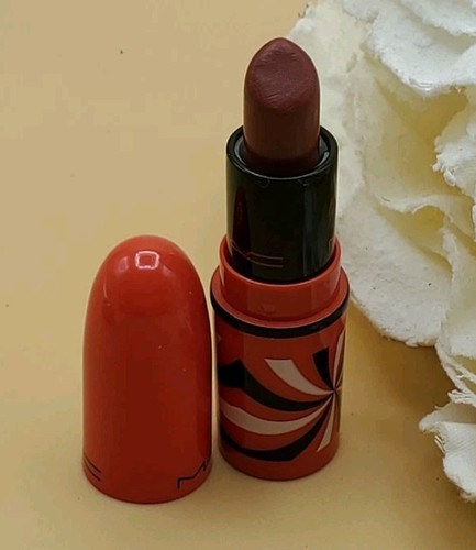 M.A.C Sleight Of Grand Amplified Creme Lipstick READ DESCRIPTION 
