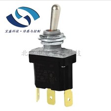 31NT91-1 Lever Switch Pos: 3 SPDT ON-OFF-ON 6A/230VAC IP67 HONEYWELL #GK-2