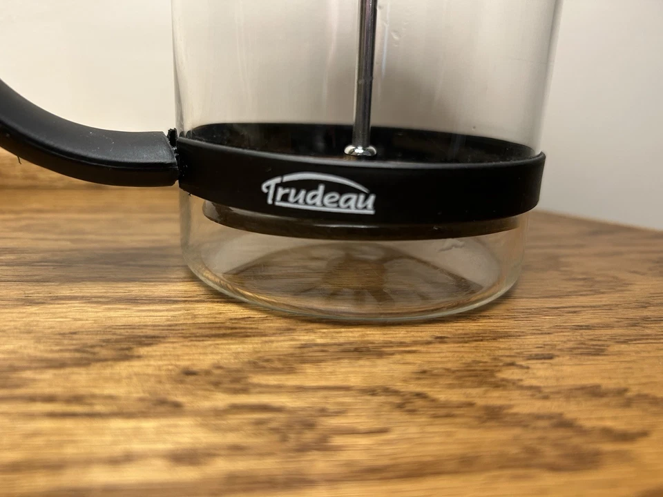 Prensa de café Trudeau (6"") Foto 3 de 4