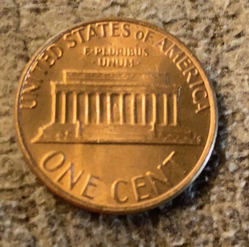 1982 No Mint Mark 3.1 Copper Penny small date - Collectable Coin - Image 4 of 4