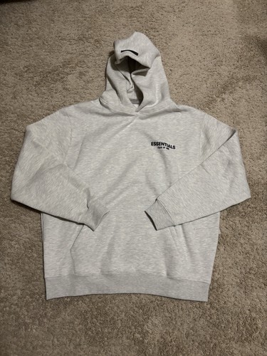 Conjunto de sudadera con capucha y pantalones deportivos Fear Of God Essentials de avena ligera talla X grande - Imagen 2 de 3