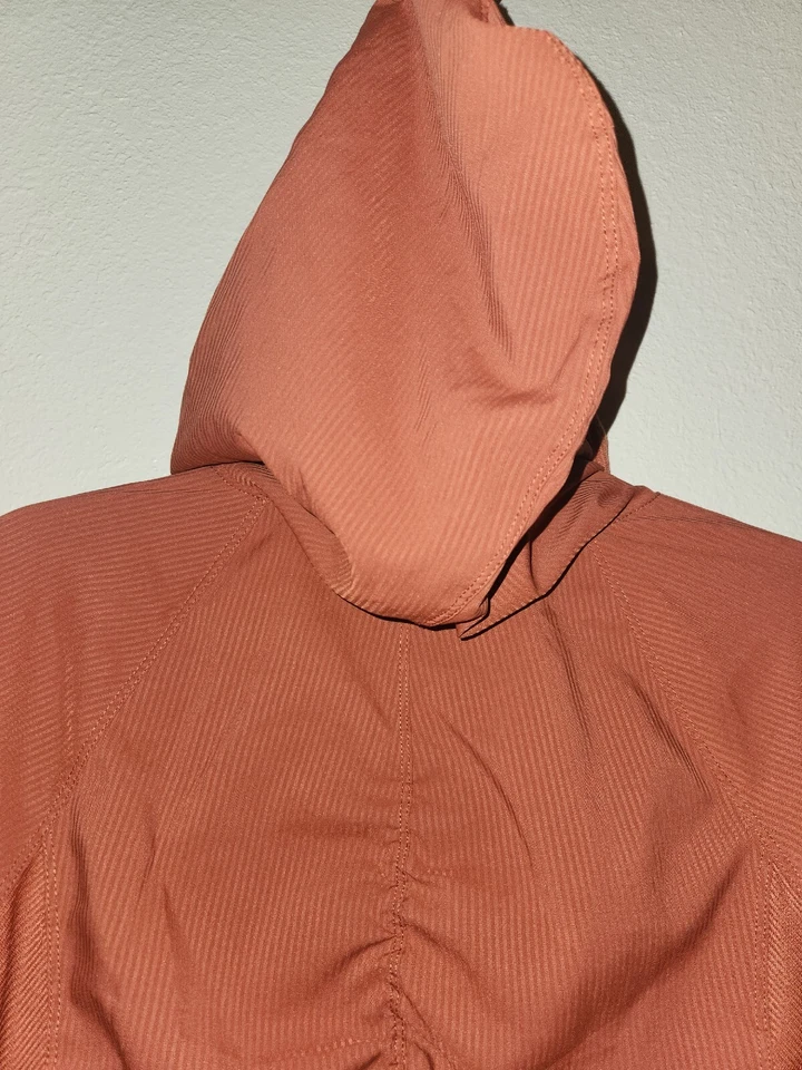 Chaqueta con capucha RBX Active cremallera completa con bolsillos Foto 3 de 4