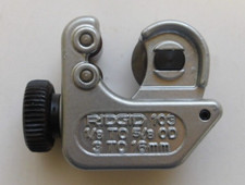 RIGID CAT NO: 103 CLOSE QUARTERS PIPE CUTTER 1/8"-5/8" (3mm-16mm) LOT OF 2