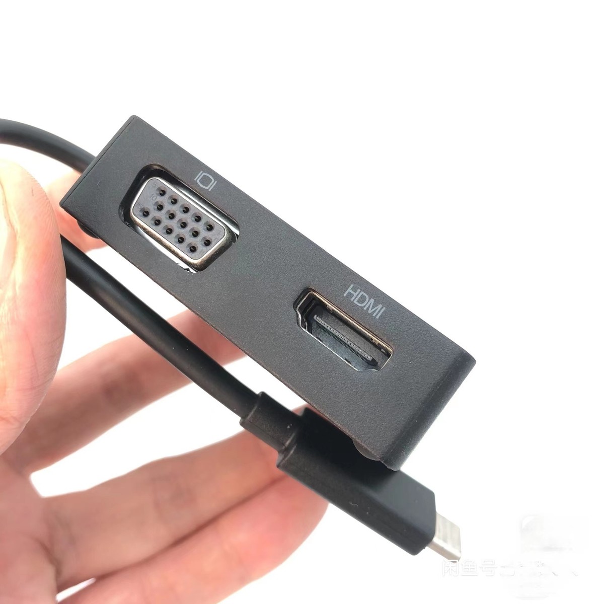 分配器・切替器 Lenovo USB-C Travel Hub Gen2 6448390?$400x350$