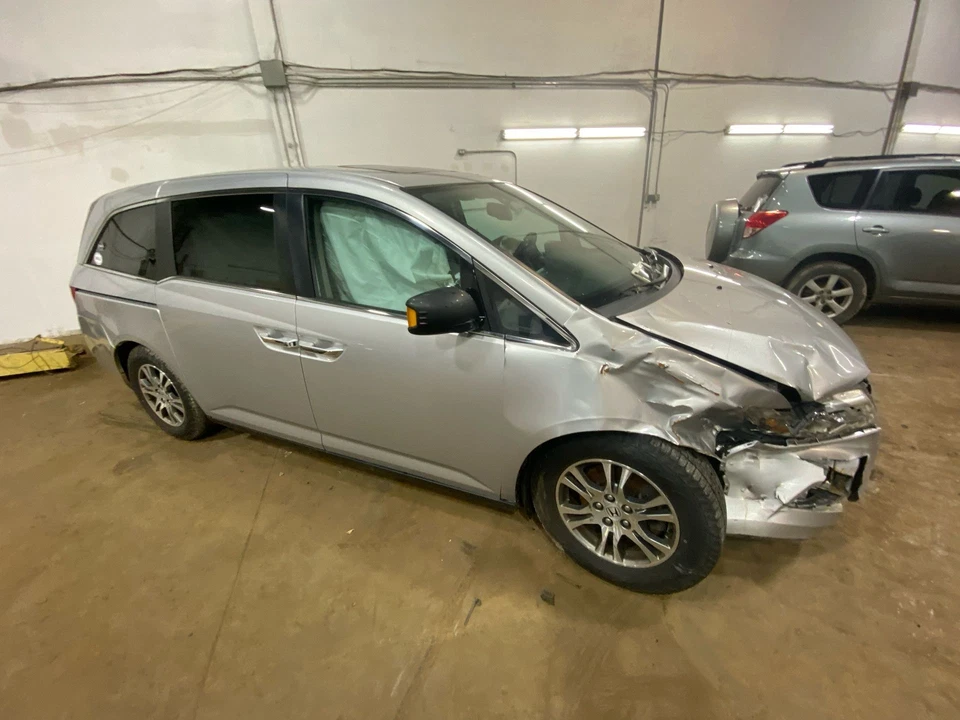 Used Rack and Pinion Assembly fits: 2013 Honda Odyssey Power Rack and Pinion Gra Foto 4 de 4