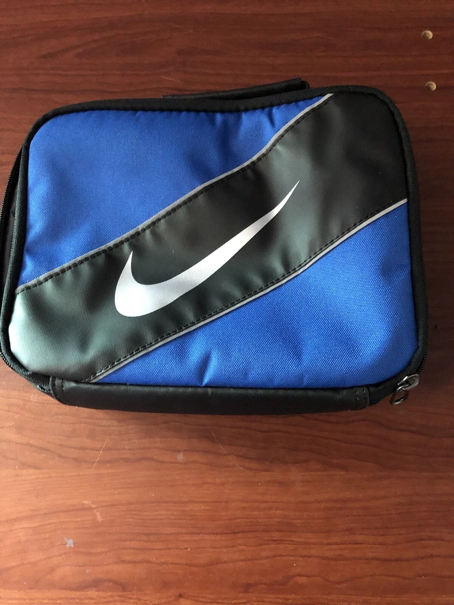 Nike Swoosh Lunch Bag