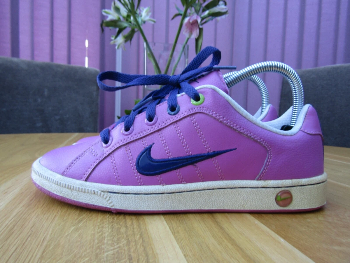 Nike heel trainers shop