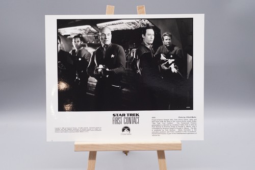 Star Trek FirstContact - Photographs and Handbook of Production (3133) - Picture 6 of 9