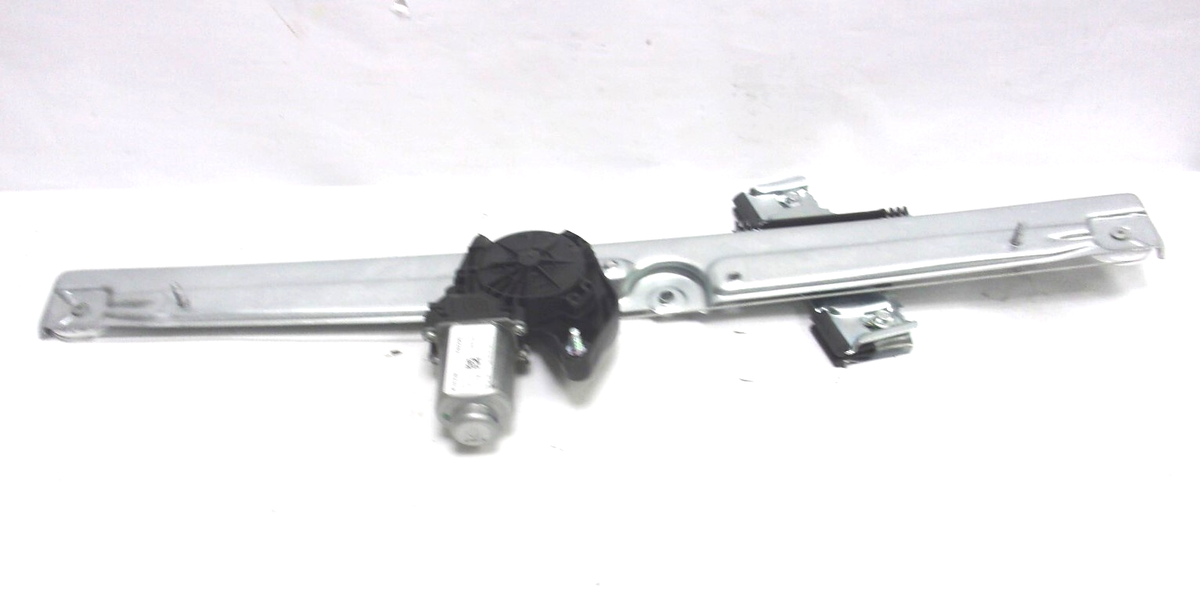 4053413C95 NEW INTERNATIONAL LT RH DOOR GLASS WINDOW REGULATOR