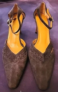 Escarpin Gucci daim écharpe dos marron foncé fermeture boucle taille 8B bel état