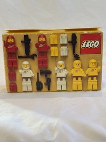 LEGO Classic Space Set: Minifig Pack (6701) Complete in Sealed Box!