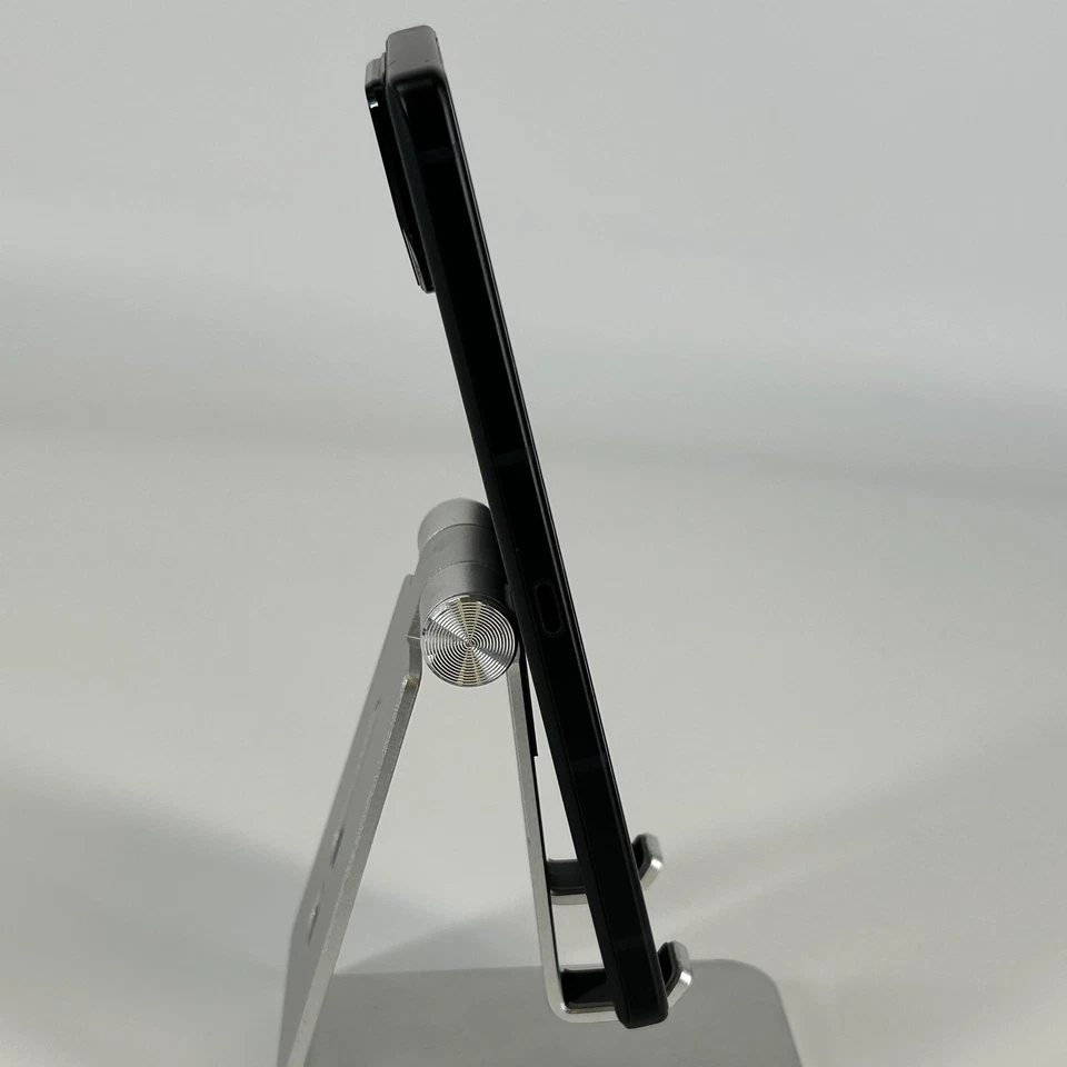 ASUS ROG Phone 9 Preto 512GB Desbloqueado - 16GB de RAM - Excelente Estado  - Imagem 3 de 4