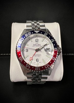 Delma - Santiago - GMT Meridian Professional - 41mm - Diver Watch