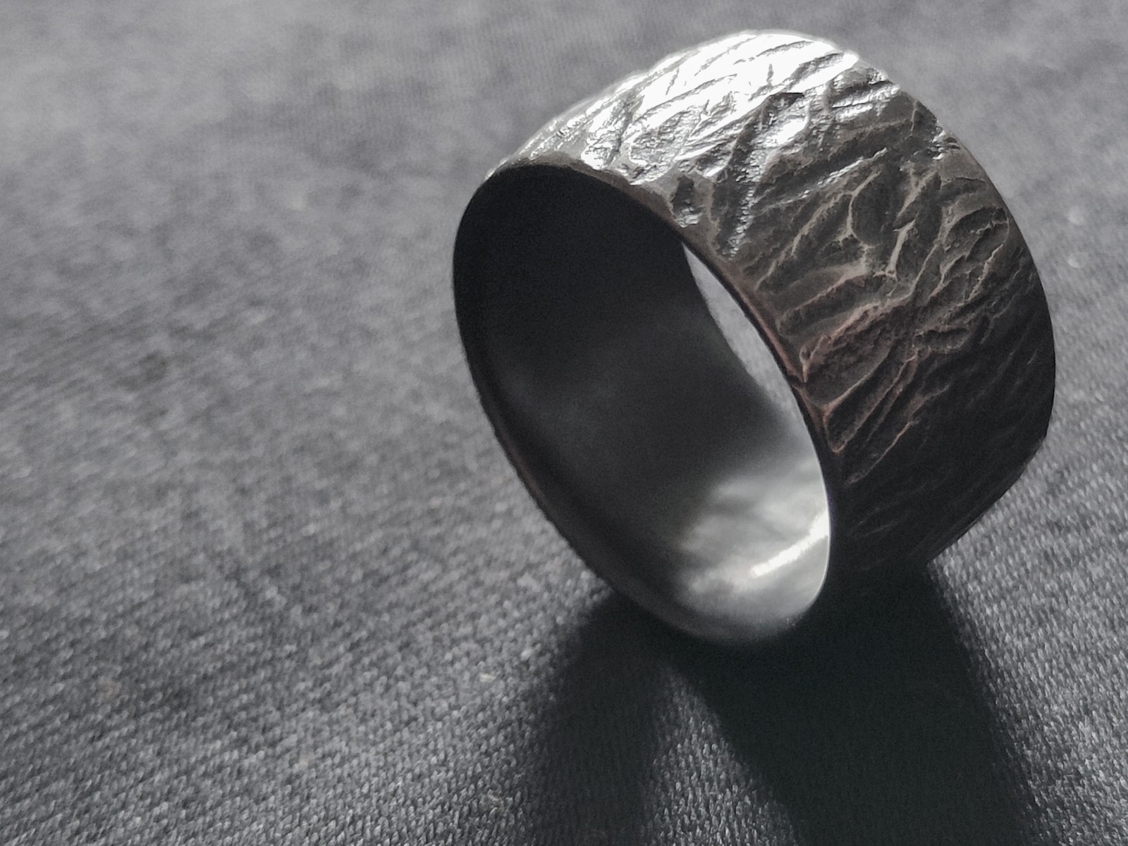 TheElementalRing - Hammered Titanium Ring - Textu… - image 3