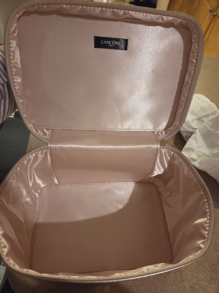 LANCOME Agora Vanity Estuche con Cremallera, Rosa Foto 3 de 3