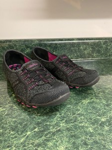 skechers relaxed fit memory foam