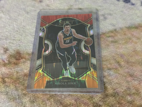 2020-21 Panini Select Concourse Nikola Jokić #58 Flash Prizm Denver Nuggets - Foto 10 di 14