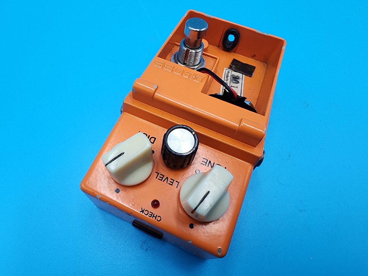 Vintage 83 True Bypass Mod Boss DS-1 Distortion Guitar Vintage 83 True Bypass Mod Boss DS-1 Distortion Guitar