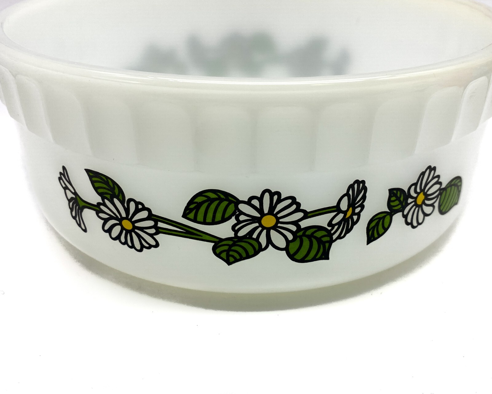 Vintage Australian Pyrex Crown Corning Souffle Dish Scarce 'White Daisy