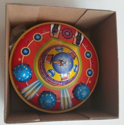 Wind-up Tin Flying Saucer Reproduction Toy classic UFO | eBay
