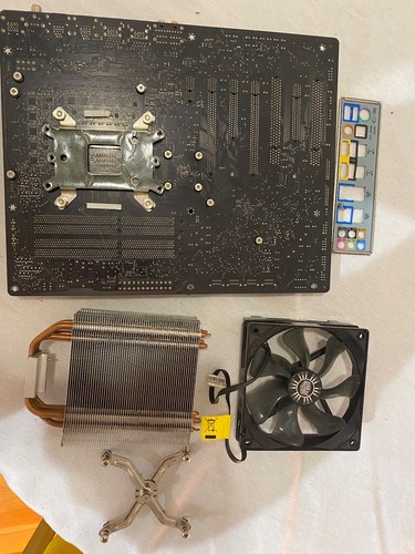 Gigabyte GA-P67A-UD4-B3 rev. 1.1, LGA 1155, Intel 2700K Motherboard, CPU and Fan - Afbeelding 4 van 6