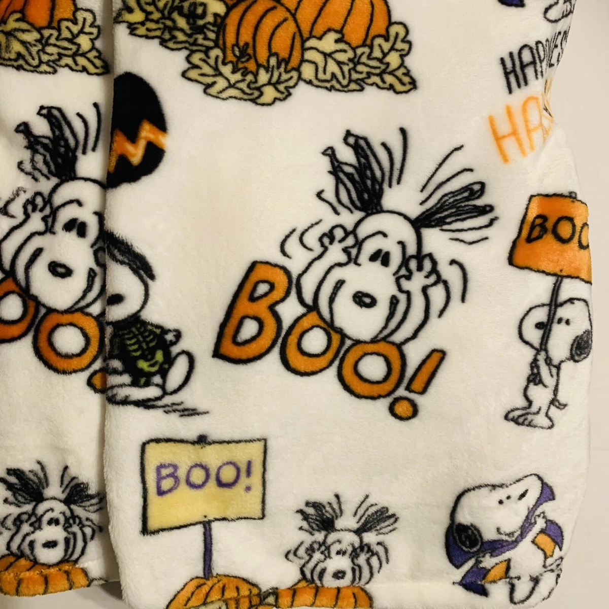 Peanuts Halloween BOO Soft Blanket Throw Jack o Lantern Snoopy Woodstock 50X70
