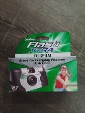 NEW "FUJI FLASH EXTRA" SINGLE USE 35mm CAMERA in SEALED PACKAGE QUICKSNAP