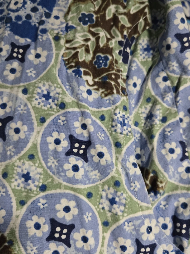 Grey's Anatomy Scrub Top size 3X-Kimono Style w/2 side Pockets-Chest 29"/L 29" - Image 4 of 4