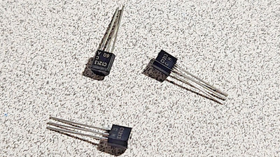 HITACHI TRANSISTOR SET OF 3 2SC1213C USED BY VARIOUS BRANDS & MODELS