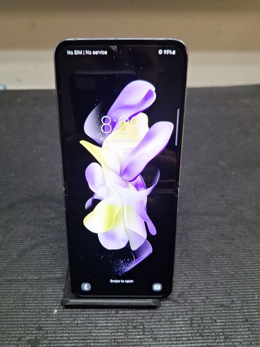 Samsung Galaxy Flip 4 128 Go pour pièces ou réparation SM-F7121B Bora Violet LIRE
