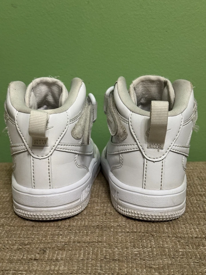 Nike Air Force 1 Mid EasyOn SE GS 'Triple Blanco' FN1193-111 Niño Pequeño Talla 10C Foto 4 de 4