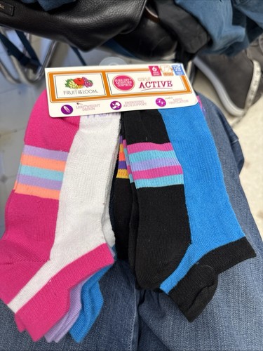 NWT GIRLS FRUIT OF THE LOOM NO SHOWTAB SOCKS SZ LARGE 4-10 | eBay