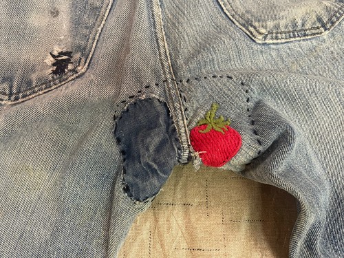 Vintage 70’s JC Penney Plain Pockets Denim Blue Jeans Heavily Distressed Patches - Picture 9 of 12