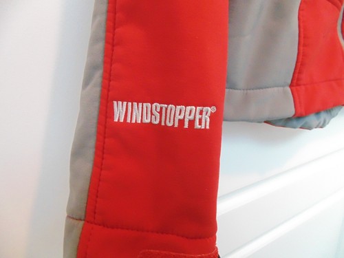 The North Face Summit Series Womens Windbreaker Jacket - Picture 4 of 9