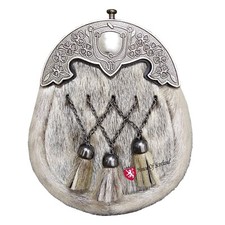 Men's Scottish Kilt Sporran: Full Dress with Irish Antique Shamrock Cantle