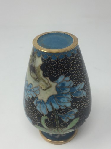 Vintage Chinese Cloisonné Black Pink Chrysanthemum Floral Butterfly Enamel Vase - Picture 6 of 15
