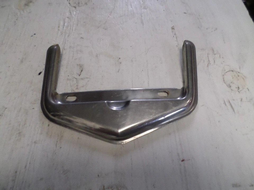 Buick 1951 1952 serie especial 40 nos GM tanque de gasolina llenado puerta protector moldura 980993 Foto 2 de 4