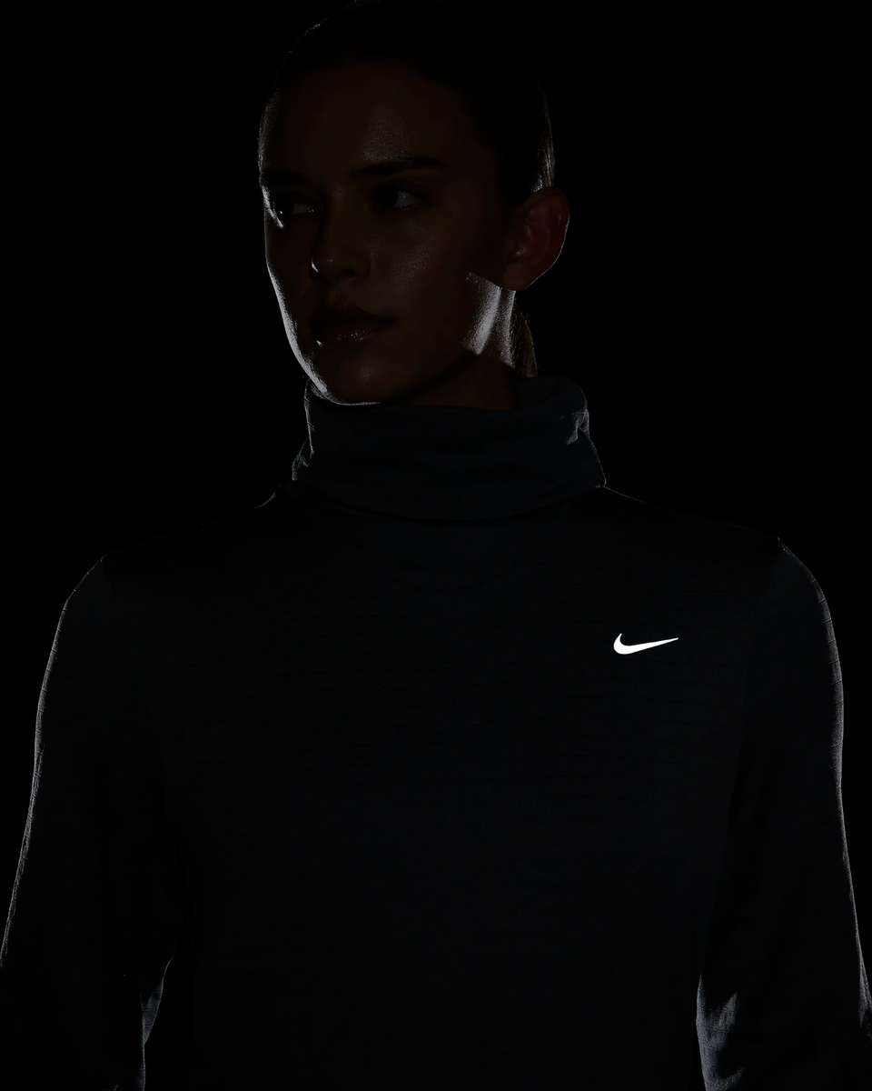 Nike One Dri-FIT Luxe Long-Sleeve Cropped Training Top
