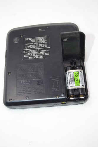 Sony Discman D-125 Disco Compacto Portátil Reproductor Compacto Funciona con Batería Negro - Imagen 3 de 5