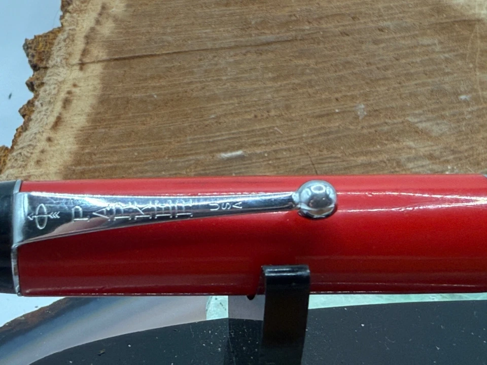 Bolígrafo Parker Duofold Big Red--1237,25 Foto 3 de 4