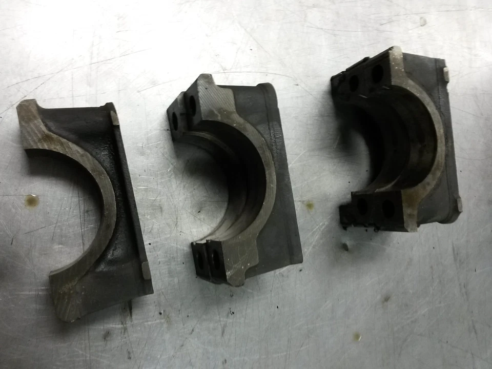 Tapas principales bloque motor para 91-95 Cadillac DeVille 4.9 Foto 2 de 4