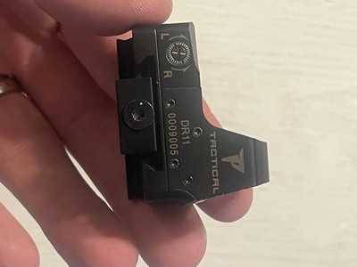 Nikon　SPUR TACTICAL 3MOA DOTドットサイト　中古美品 Nikon P-Tactical Spur Red Dot Sight 3 MOA with Picatinny Mount